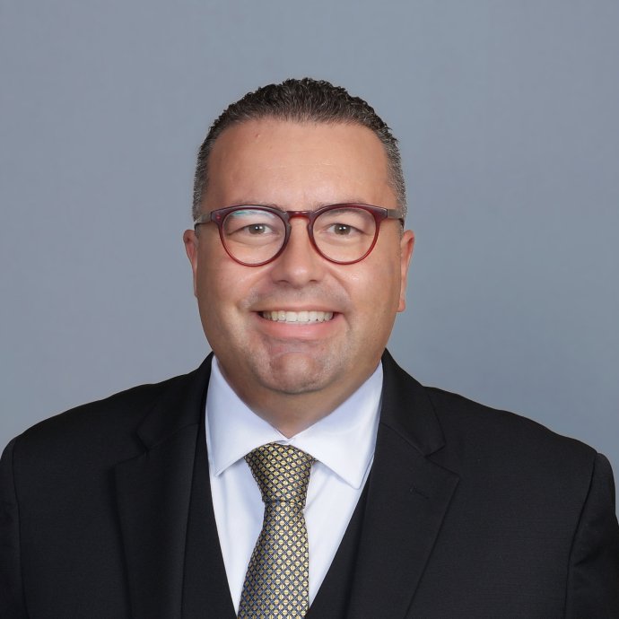 Alan G Hartman